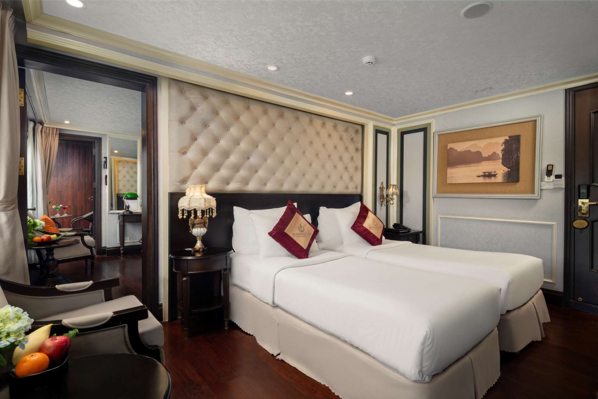 Elegance Balcony | Số lượng phòng: 6 | Diện tích: 28m2 | Tầng 2 (Bao gồm ban công riêng)