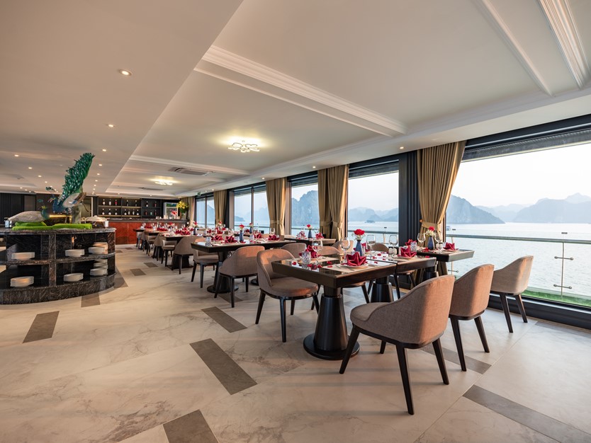 Du thuyền Doria Cruise 5 sao Vịnh Lan Hạ