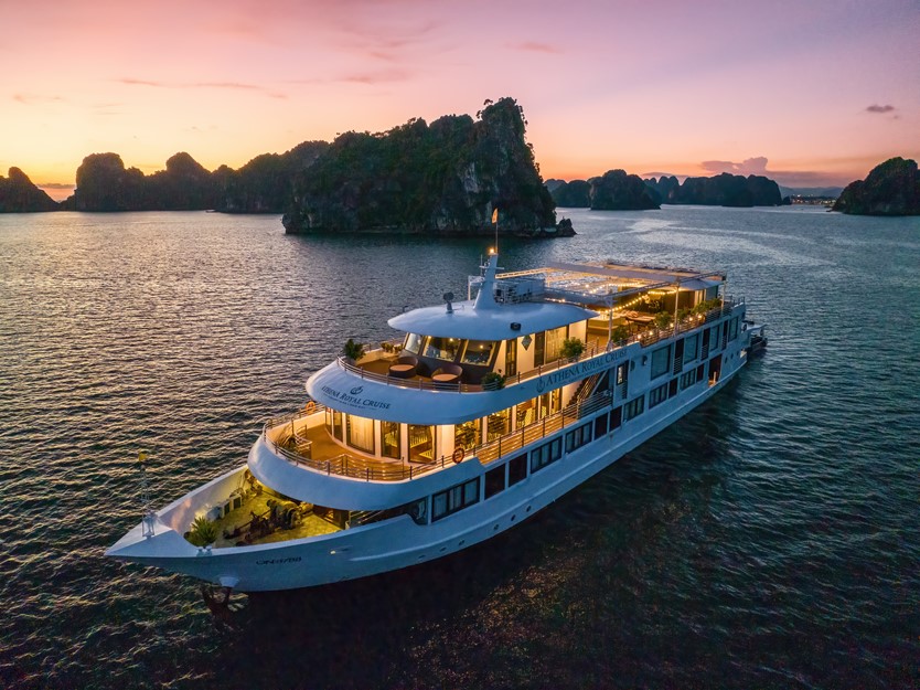Du thuyền Athena Cruise 5 sao Vịnh Hạ Long