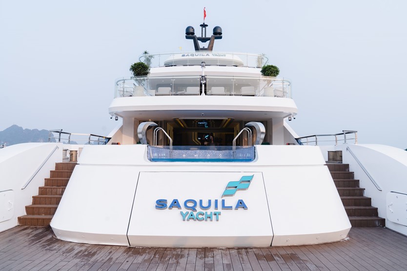 Du thuyền Saquila Yacht Day Cruise 5* tour 1 ngày