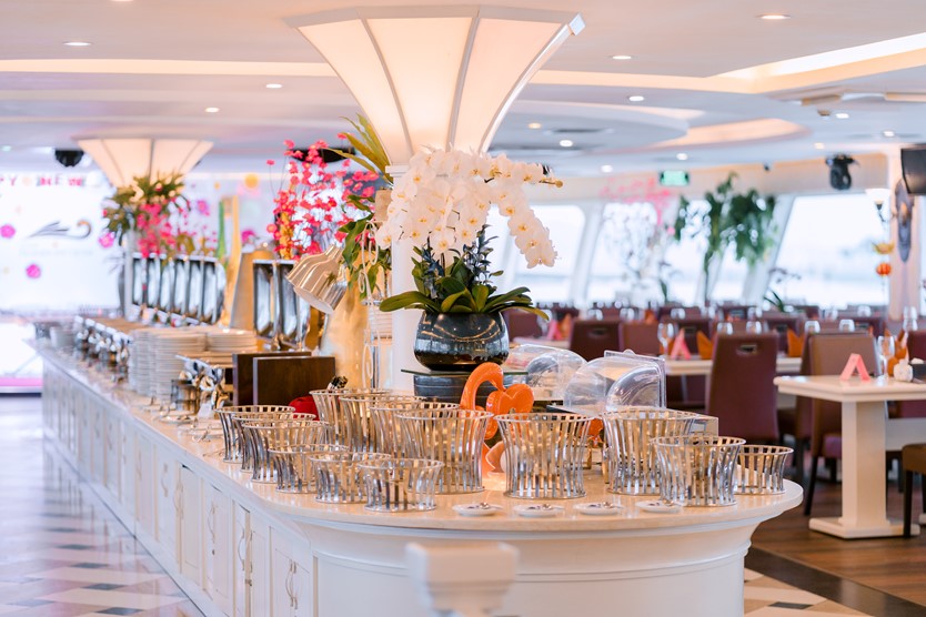 Du thuyền Princess Day Cruise 5* vịnh Hạ Long