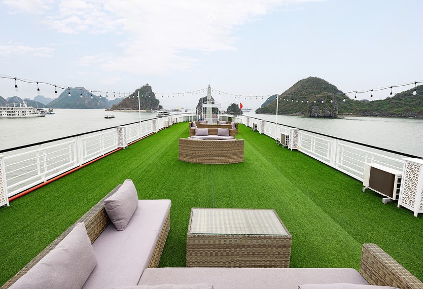 Du thuyền Aqua Elegance 5 sao Vịnh Hạ Long