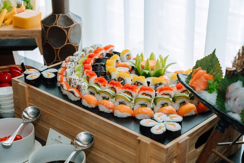 Du thuyền Paradise Legacy 5 sao Vịnh Hạ Long