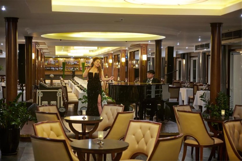 Du thuyền Paradise Legacy 5 sao Vịnh Hạ Long