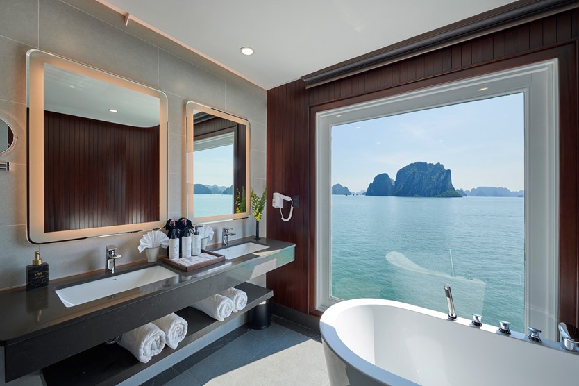 Du thuyền Paradise Legacy 5 sao Vịnh Hạ Long