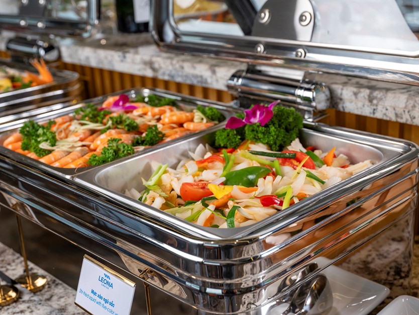 Du thuyền Leona Day Cruise 5* vịnh Hạ Long