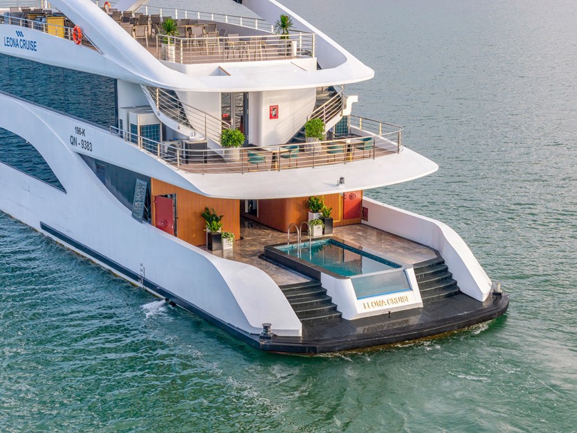 Du thuyền Leona Day Cruise 5* vịnh Hạ Long