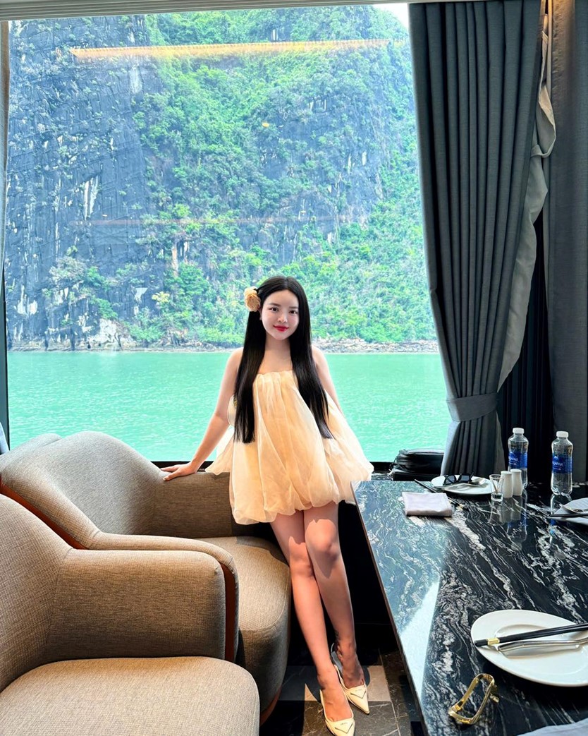 Du thuyền Taliya Day Cruise 5* Vịnh Lan Hạ