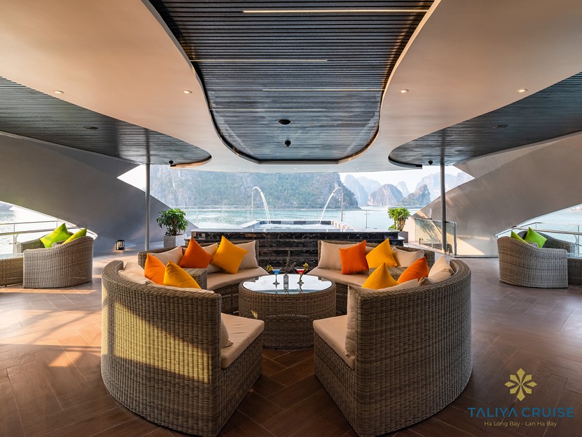 Du thuyền Taliya Day Cruise 5* Vịnh Lan Hạ