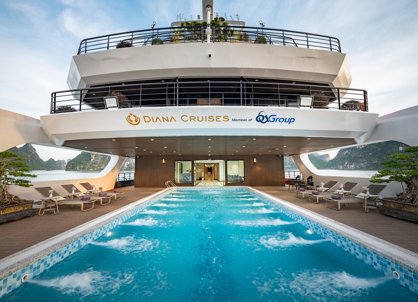 Du thuyền Diana Cruise 6 sao Vịnh Lan Hạ