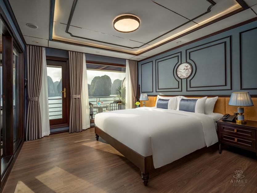 Du thuyền Aime'e 5 sao Vịnh Hạ Long