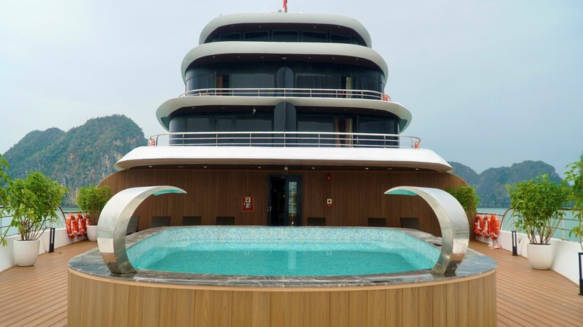 Du thuyền Halora Nova Cruise 5 sao Vịnh Lan Hạ