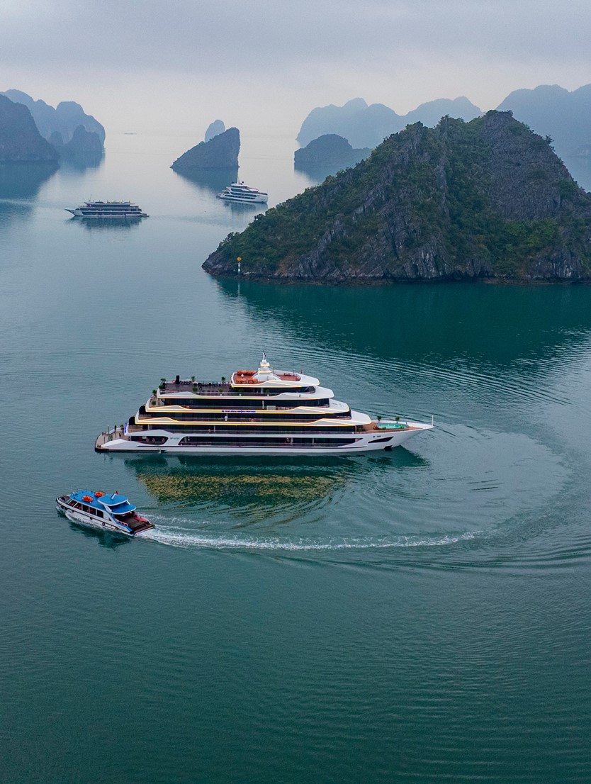 Du thuyền Halora Nova Cruise 5 sao Vịnh Lan Hạ