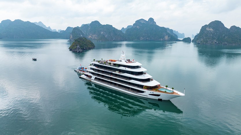 Du thuyền Halora Nova Cruise 5 sao Vịnh Lan Hạ