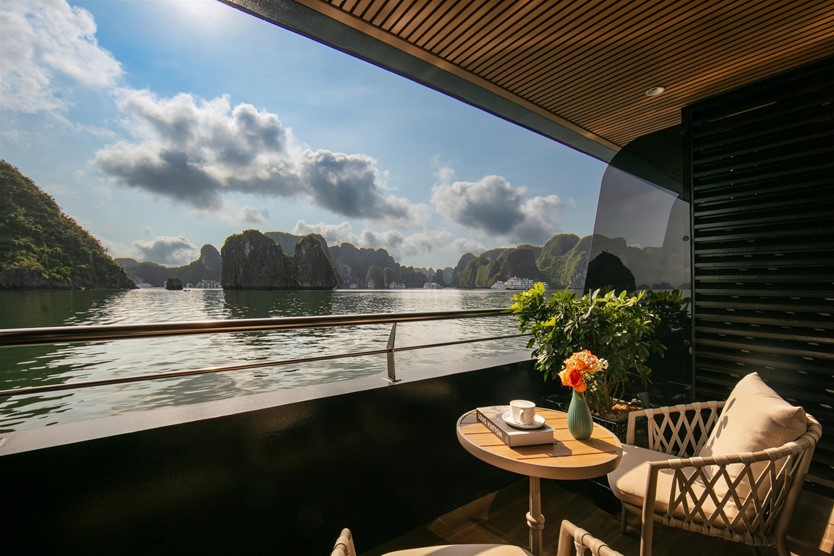 Du thuyền Calista 6 sao Vịnh Hạ Long