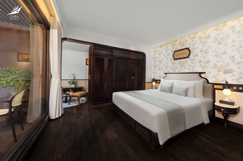 Du thuyền Lyra Grandeur 6 sao Vịnh Lan Hạ