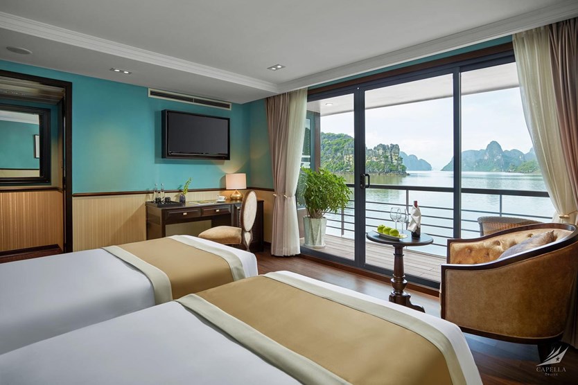 Du thuyền Capella Cruise 5 sao Lan Hạ