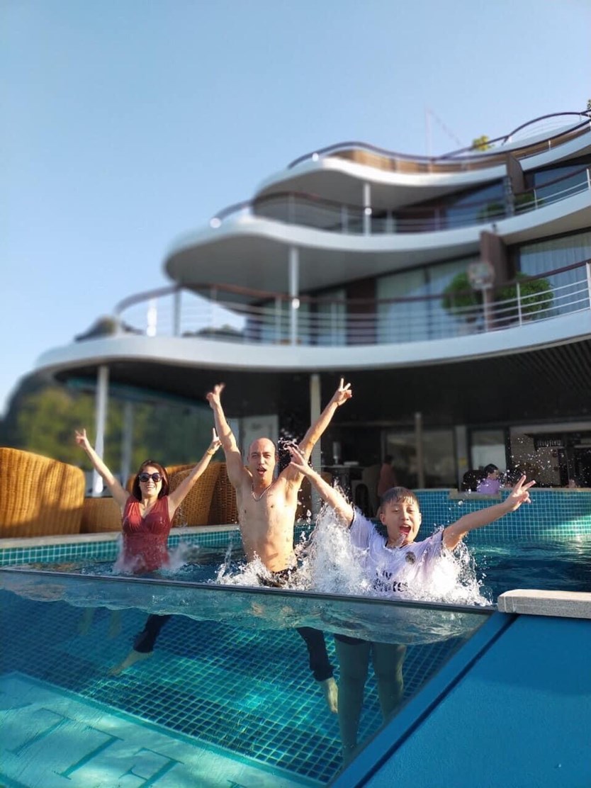 Du thuyền Capella Cruise 5 sao Lan Hạ