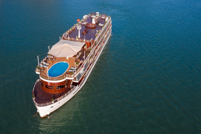 Du thuyền Heritage Bình Chuẩn 5 sao vịnh Lan Hạ