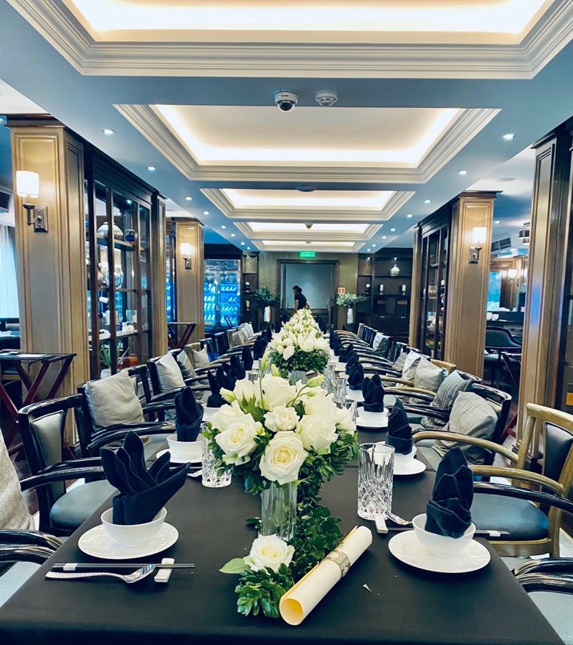 Du thuyền Paradise Elegance 5 sao vịnh Hạ Long