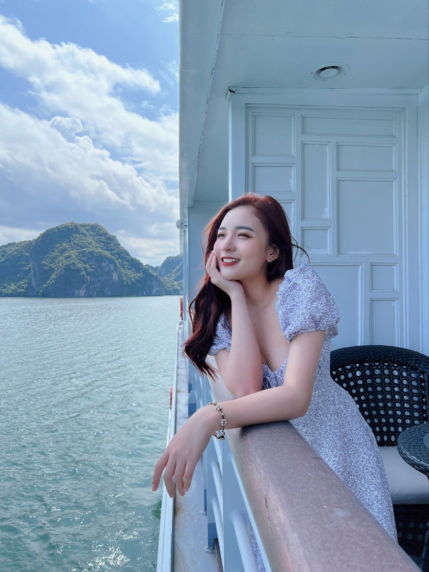 Du thuyền Paradise Elegance 5 sao vịnh Hạ Long