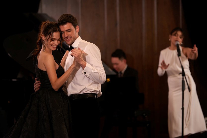 Du thuyền Paradise Elegance 5 sao vịnh Hạ Long