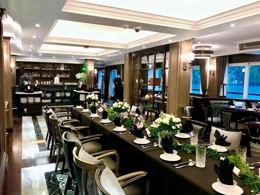 Du thuyền Paradise Elegance 5 sao vịnh Hạ Long