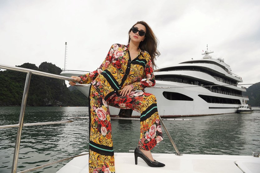 Du thuyền Scarlet Pearl cruise 5 sao vịnh Lan Hạ