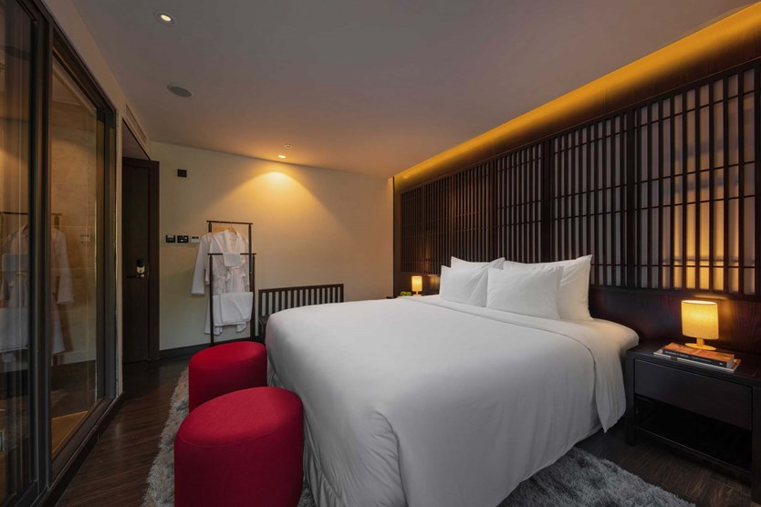 Du thuyền Scarlet Pearl cruise 5 sao vịnh Lan Hạ