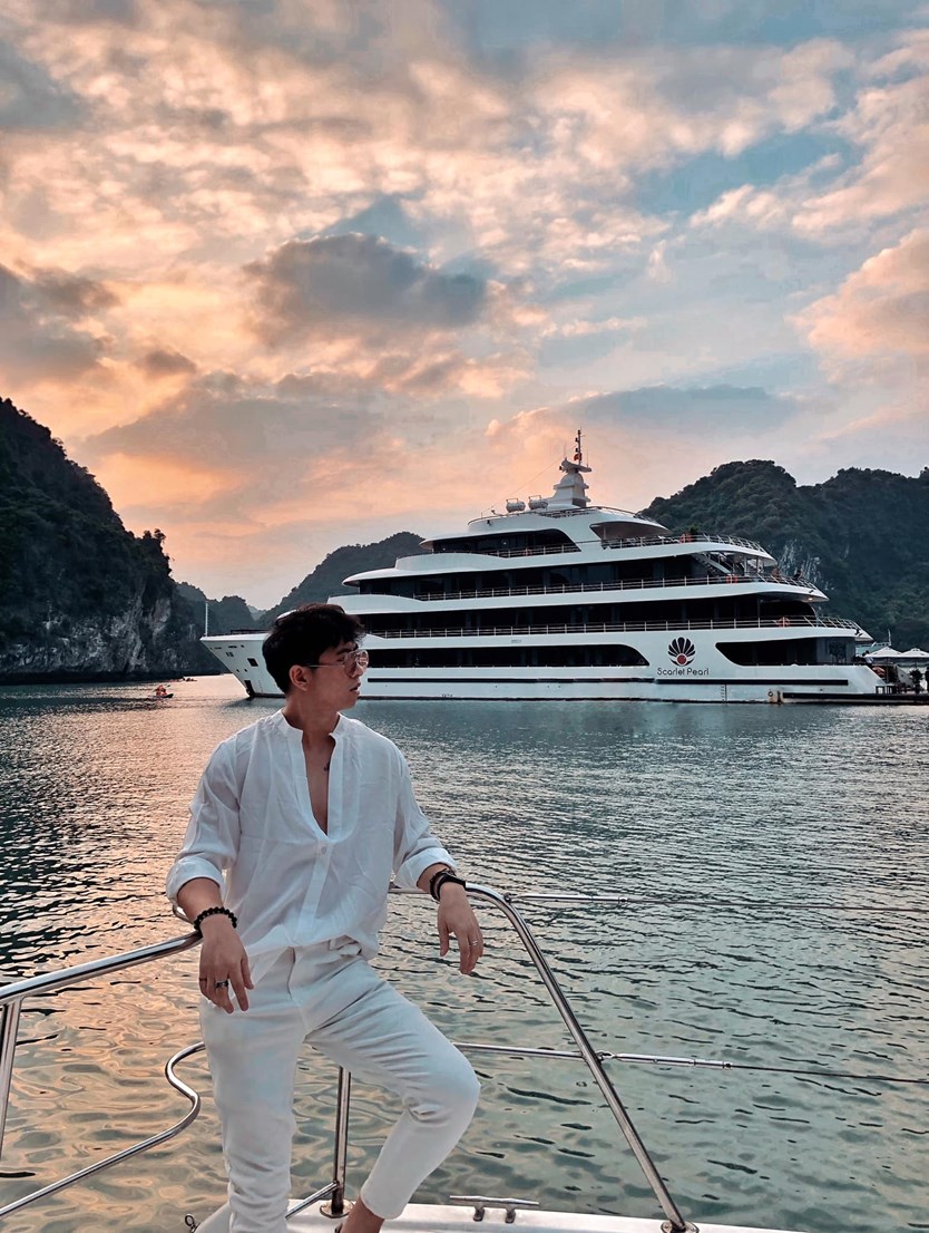 Du thuyền Scarlet Pearl cruise 5 sao vịnh Lan Hạ