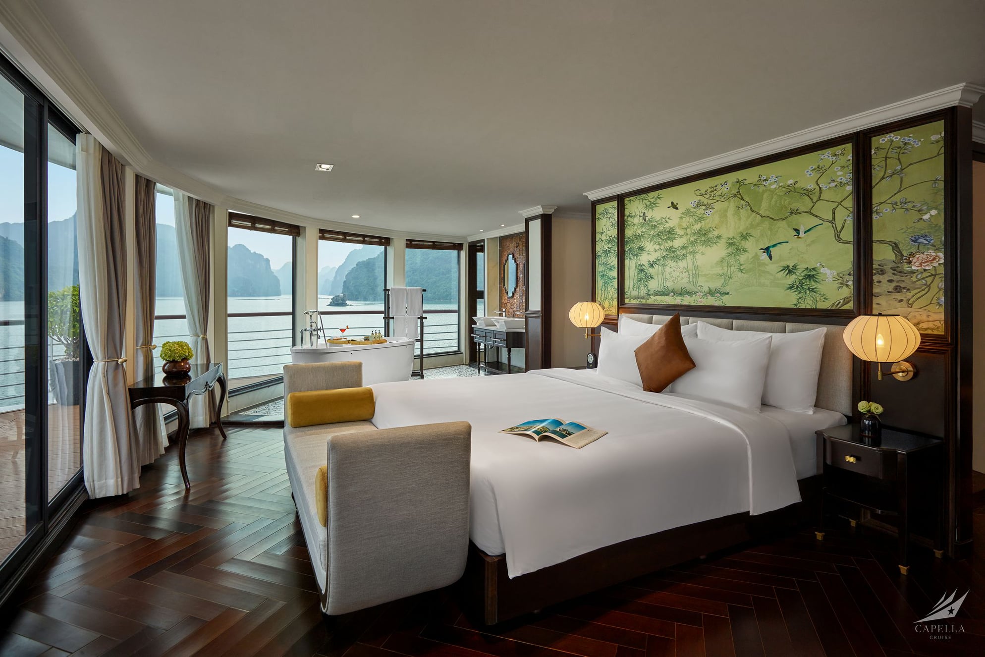 Du thuyền Capella Cruise 5 sao Lan Hạ 14 Hang Owner Suite du thuyen capella cruise