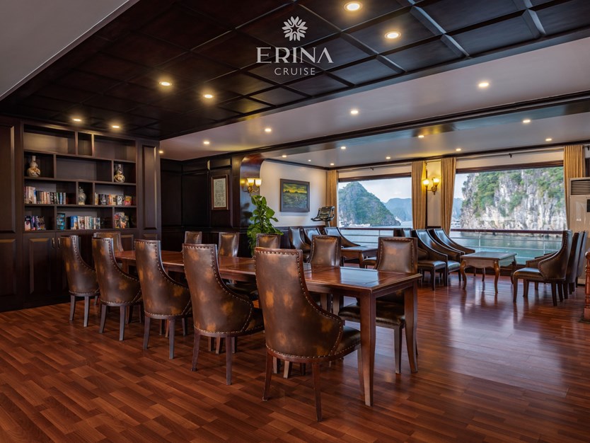 Du thuyền Erina cruise 5 sao vịnh Lan Hạ