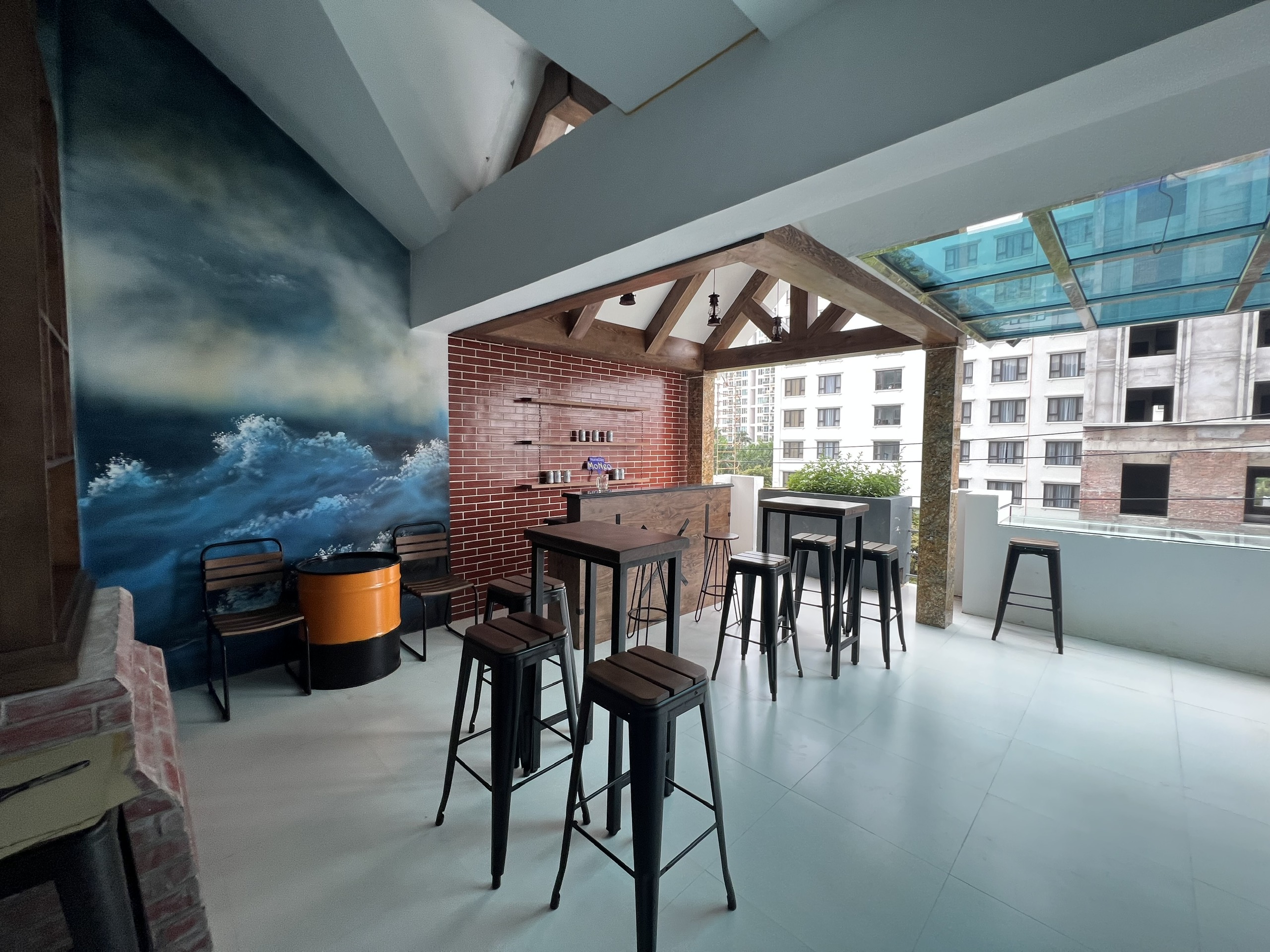 MONEO homestay 4 ngủ siêu đáng yêu tại Hạ Long 11 Bar Hải Đăng với thiết kế ấn tượng trên tầng thượng MONEO homestay nằm ở khu đô thị San Hô, Hạ Long, Quảng Ninh