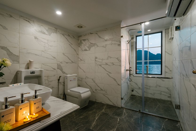 Du thuyền Catamaran Hạ Long – Lan Hạ trong ngày