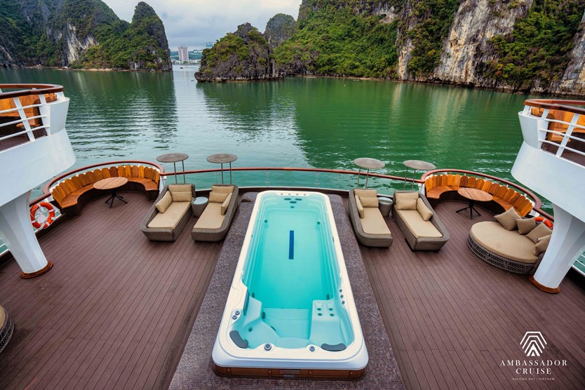 Du thuyền Ambassador Day cruise 6* vịnh Hạ Long