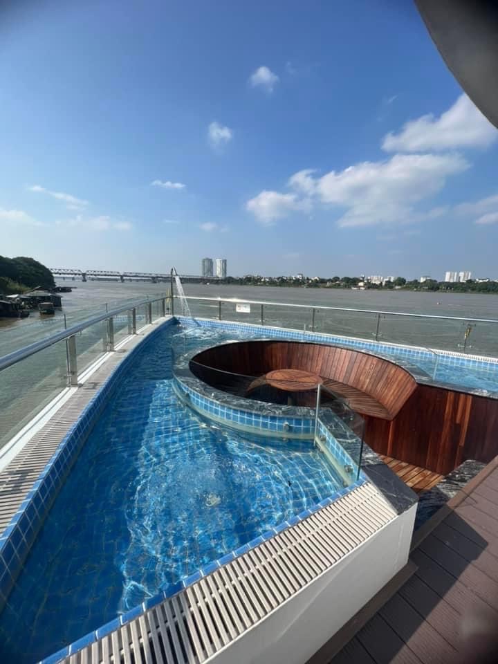 Du thuyền Jade Sails day cruise thăm Vịnh 8 tiếng