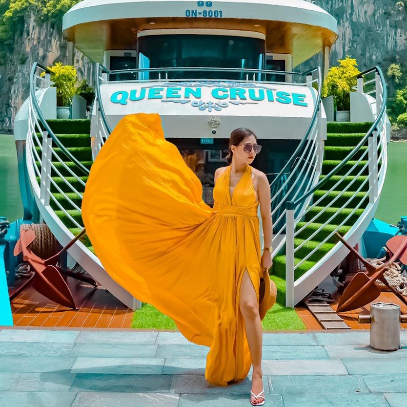 Du thuyền Queen cruise tham quan Hạ Long 1 ngày