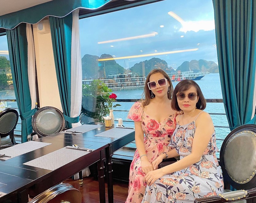 Du thuyền Aspira cruise 5 sao vịnh Lan Hạ