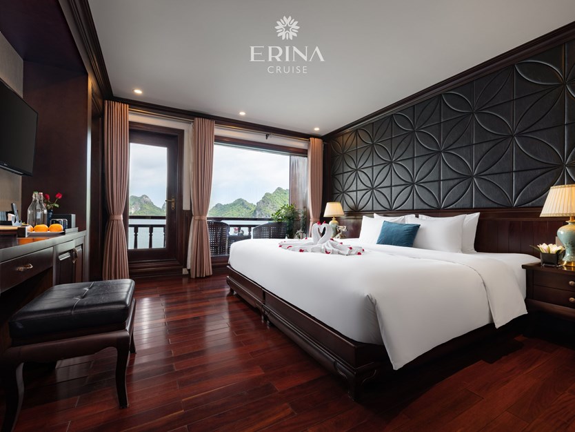 Du thuyền Erina cruise 5 sao vịnh Lan Hạ