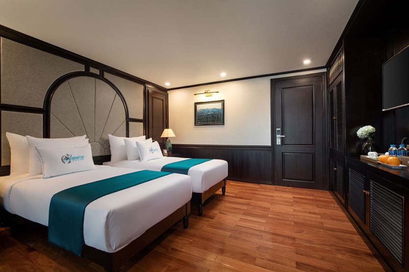 Du thuyền Aspira cruise 5 sao vịnh Lan Hạ