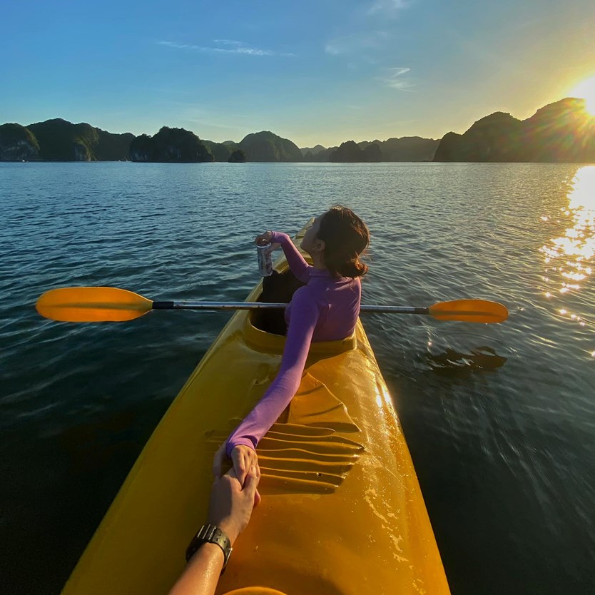 Du thuyền Indochine Cruise 5 sao vịnh Lan Hạ