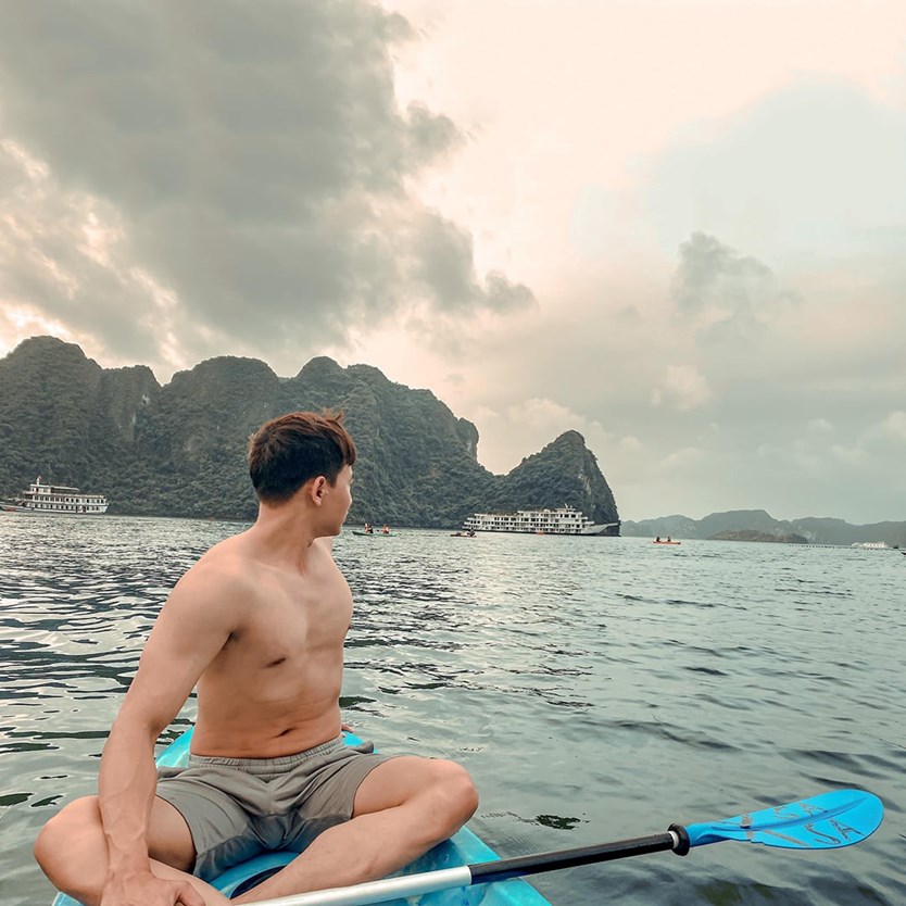 Du thuyền Ambassador Day cruise 6* vịnh Hạ Long