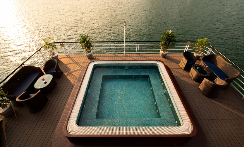 Du thuyền La Casta cruise 5 sao vịnh Lan Hạ