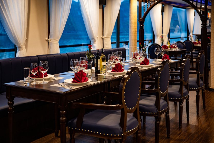 Du thuyền La Casta cruise 5 sao vịnh Lan Hạ