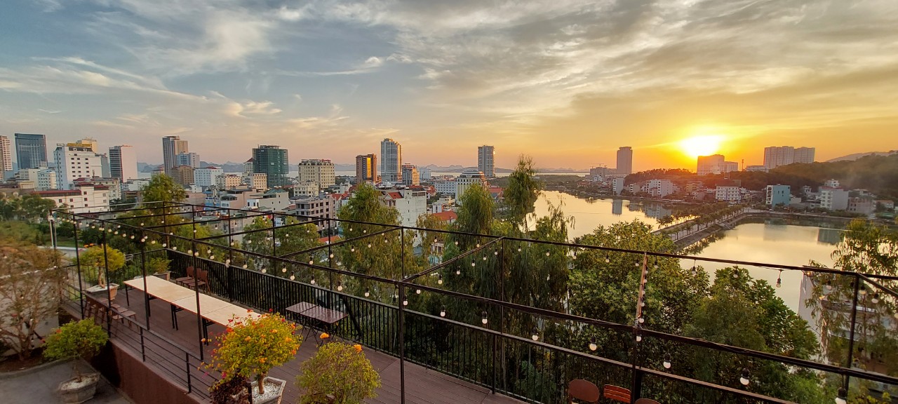 La Colina villa view vịnh Hạ Long 