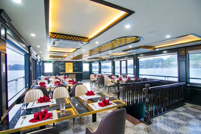 Du thuyền La Casta daily cruise 5* tour 1 ngày