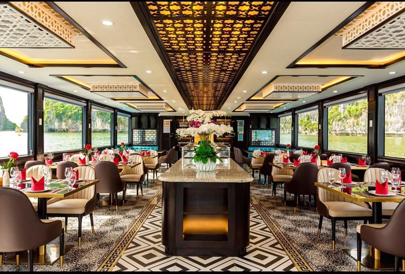 Du thuyền Queen cruise tham quan Hạ Long 1 ngày