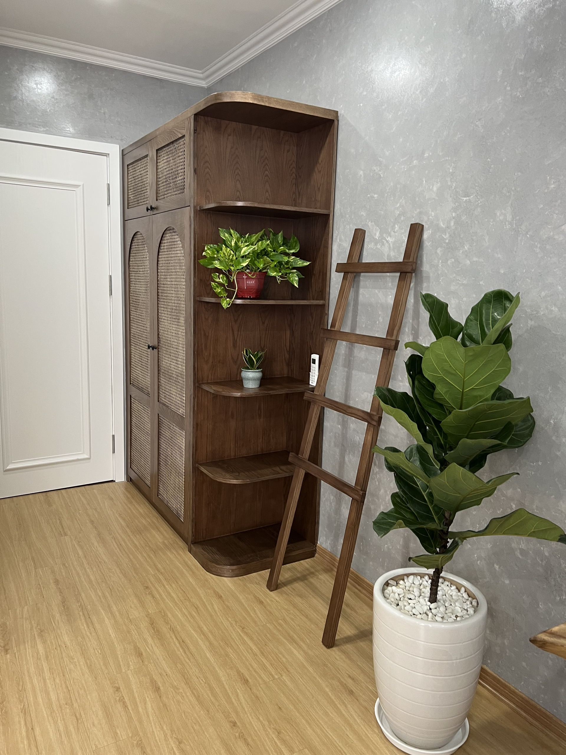 Phòng Bắc Âu phong cách tại MONEO homestay nằm ở khu đô thị San Hô, Hạ Long, Quảng Ninh