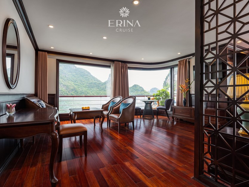 Du thuyền Erina cruise 5 sao vịnh Lan Hạ