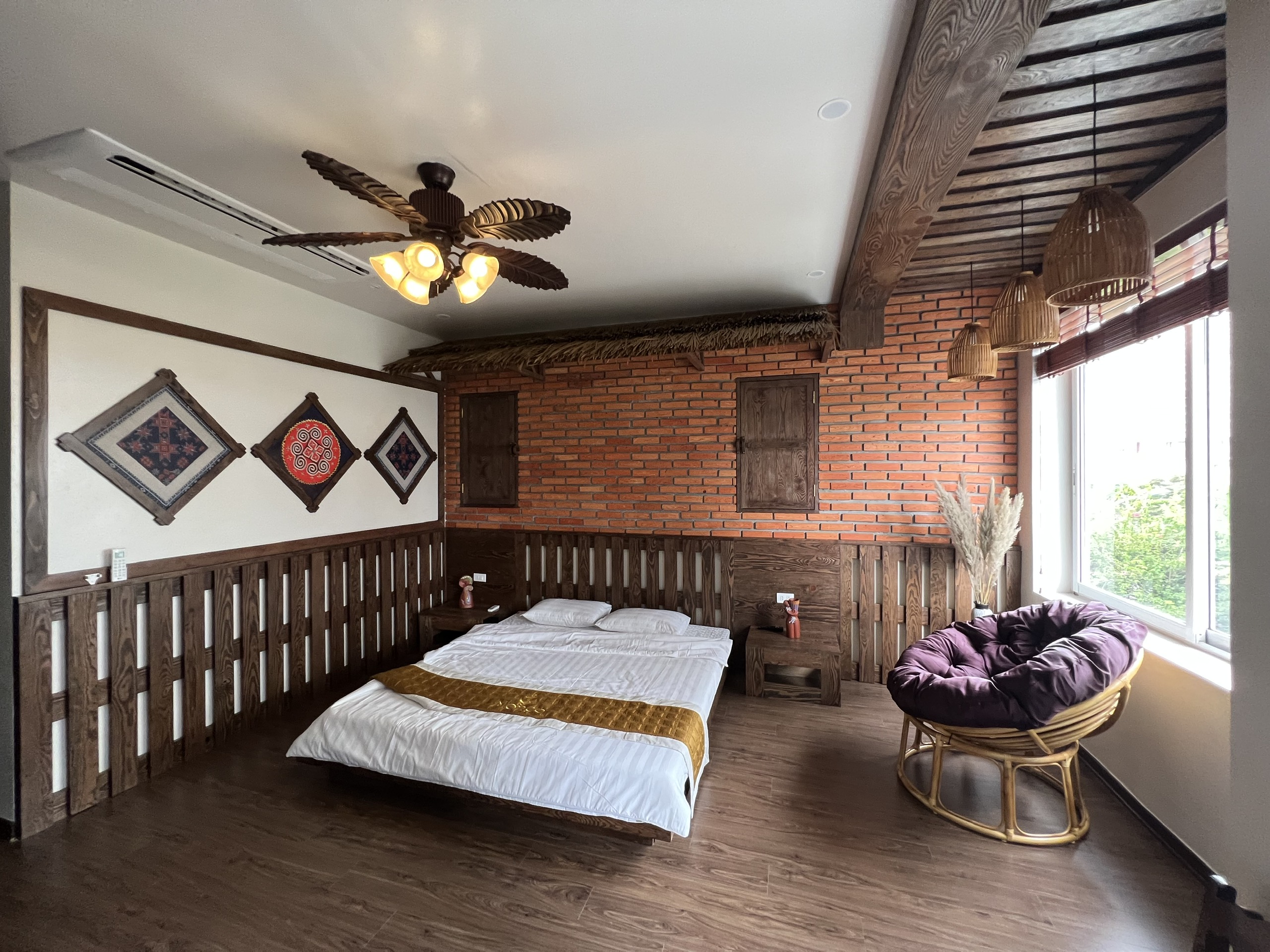 MONEO homestay 4 ngủ siêu đáng yêu tại Hạ Long 4 Phòng Tây bắc phong cách miền núi Tây Bắc tại MONEO homestay nằm ở khu đô thị San Hô, Hạ Long, Quảng Ninh